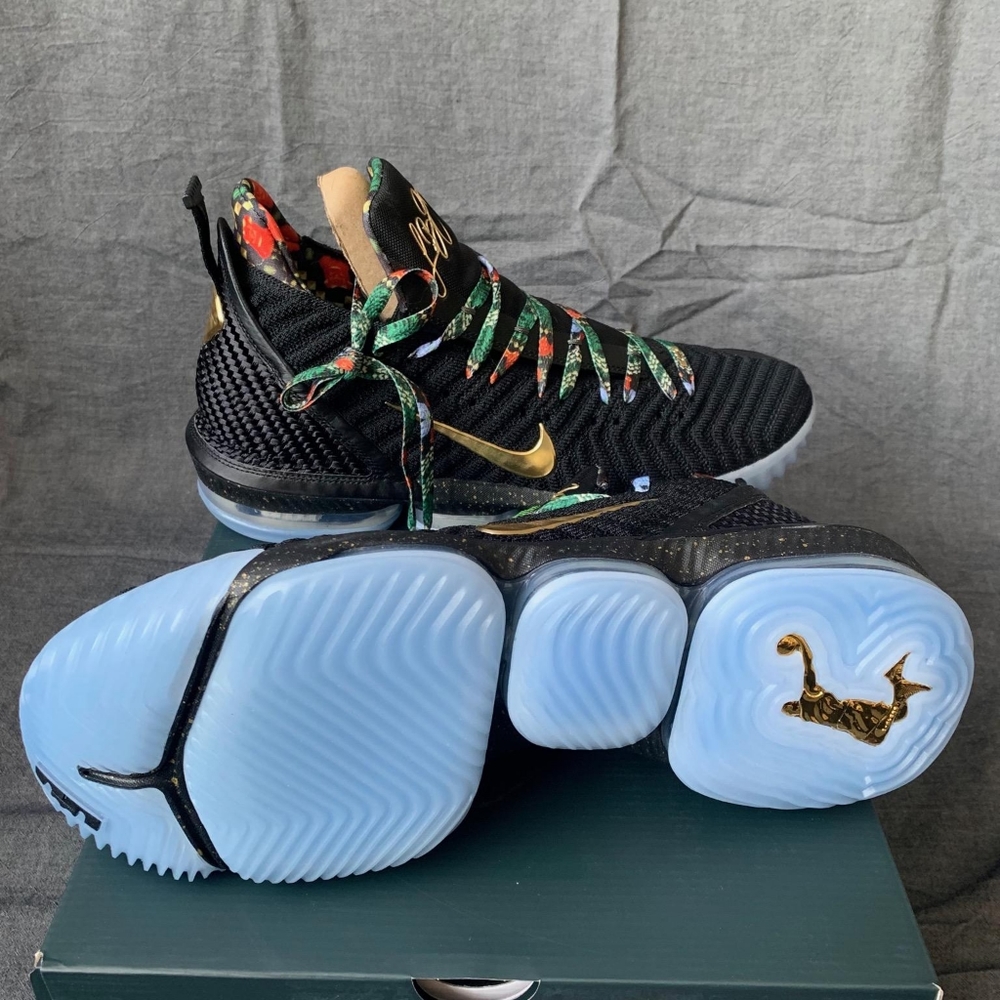 LeBron 16 Watch the Thrown "or" XVI KC